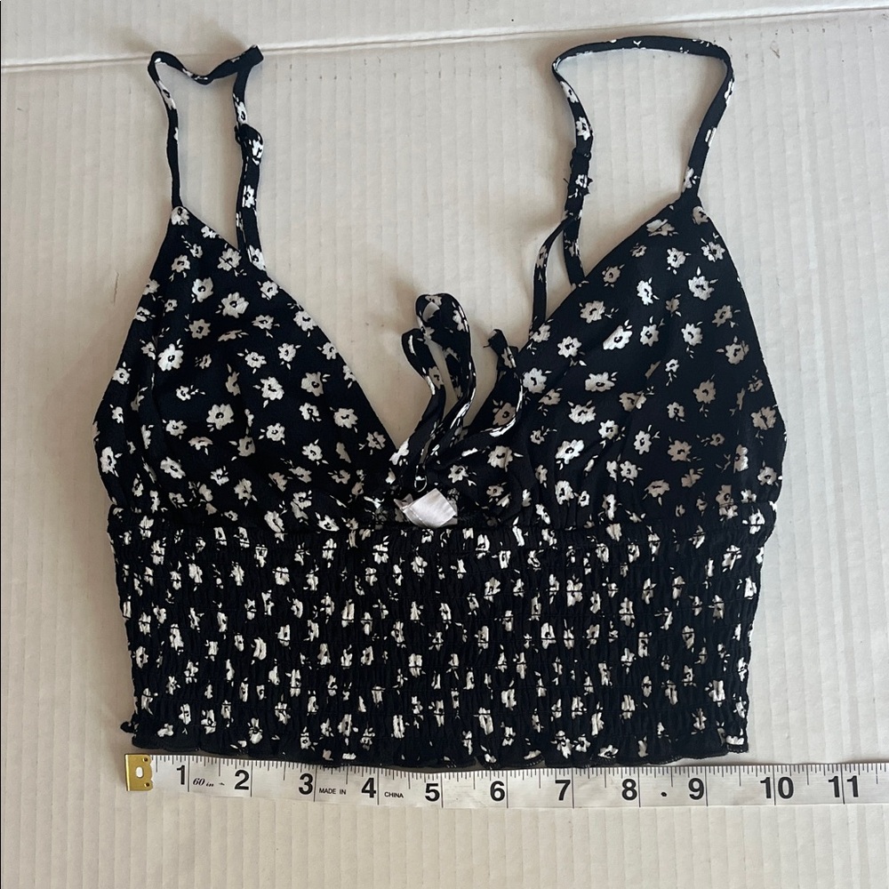 Garage Black & White Floral Smocked Crop Top